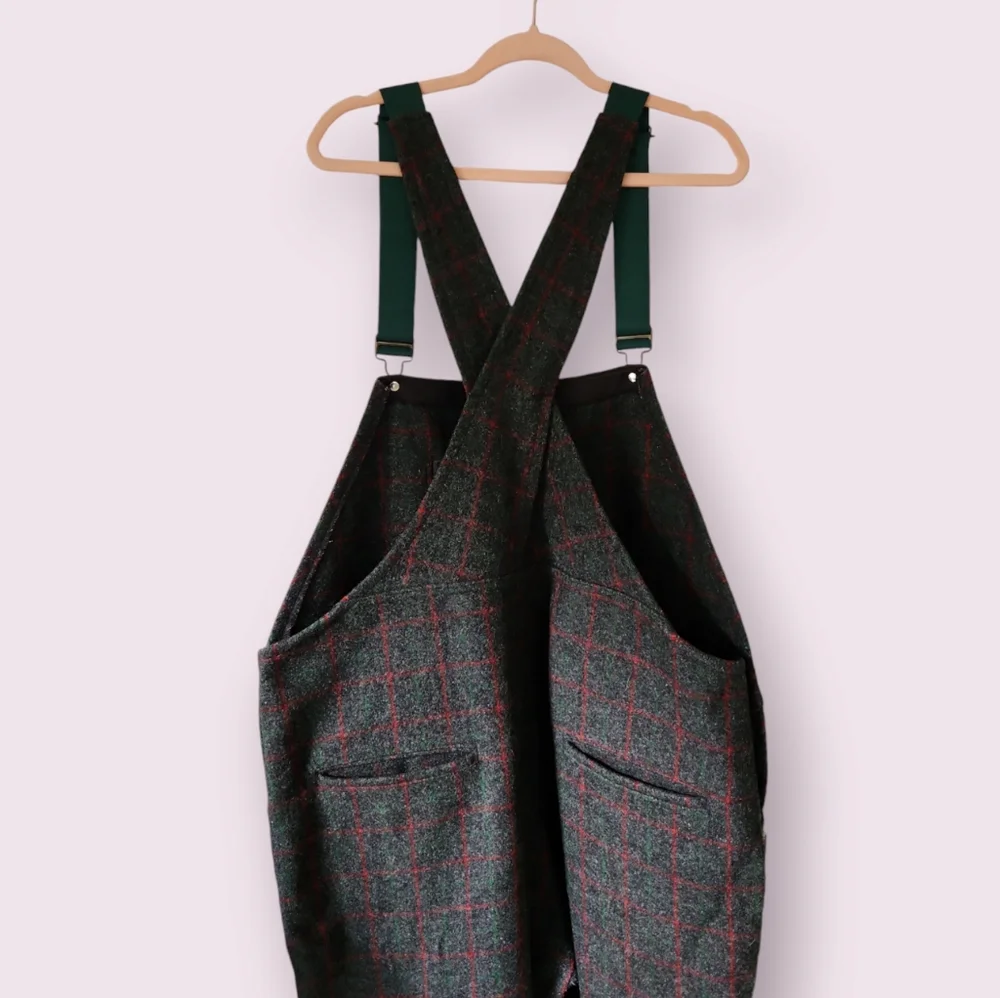 Men's Green Plaid Pants with Suspenders - Picture 10 of 12